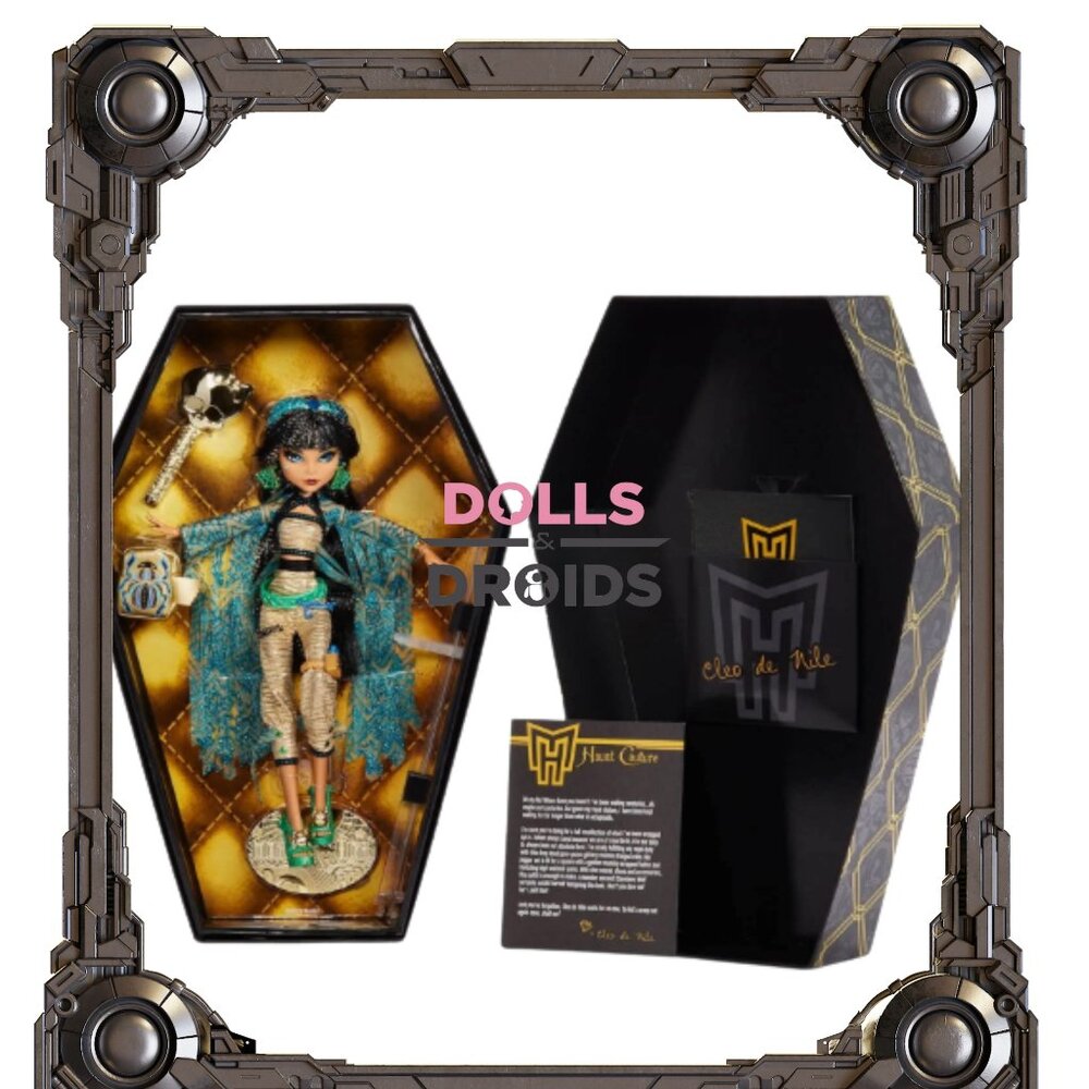 Cleo de Nile haunt couture